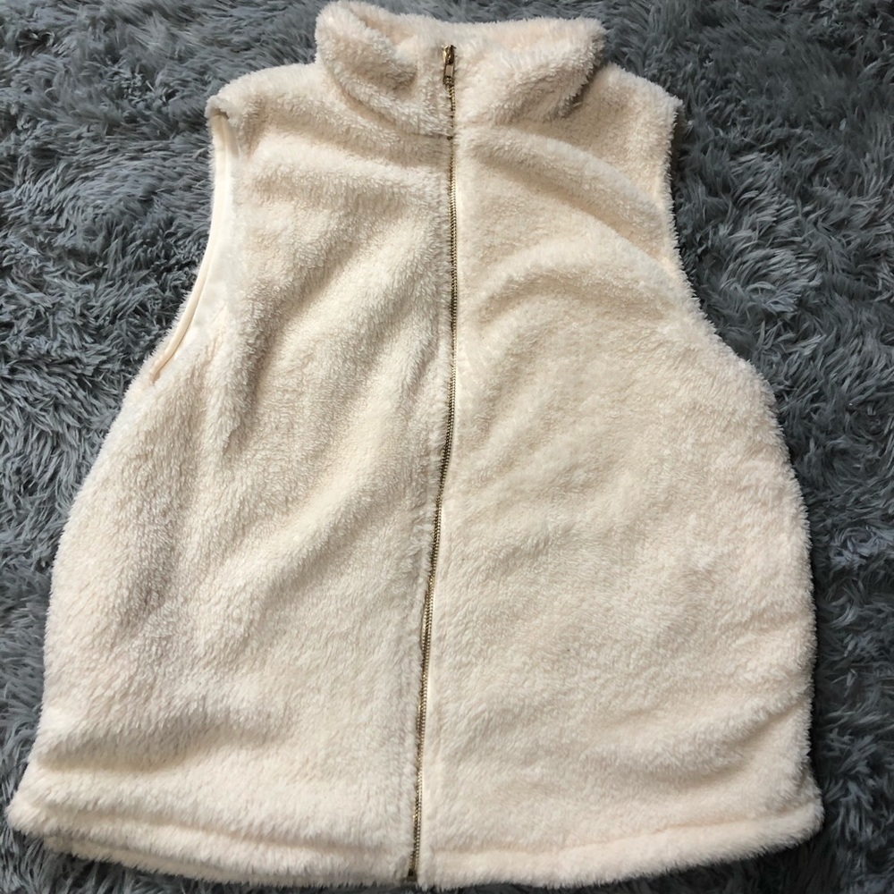 Cream fuzzy vest